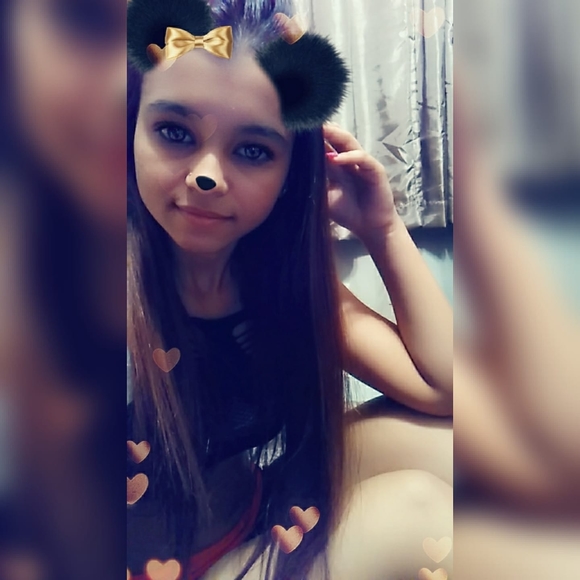 Meet your Posher, Gaby - Picture 1 of 1